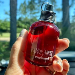 Amor Amor by Cacharel 30ml spray
